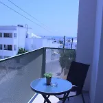 Kleio Hotel *
