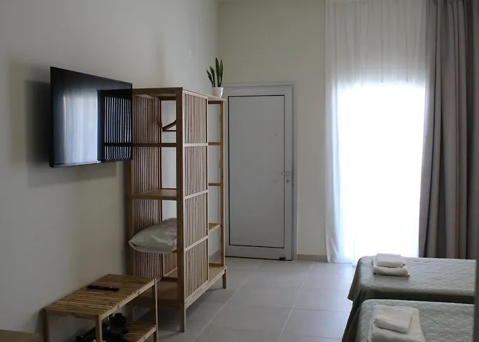 Kleio * Αγία Νάπα